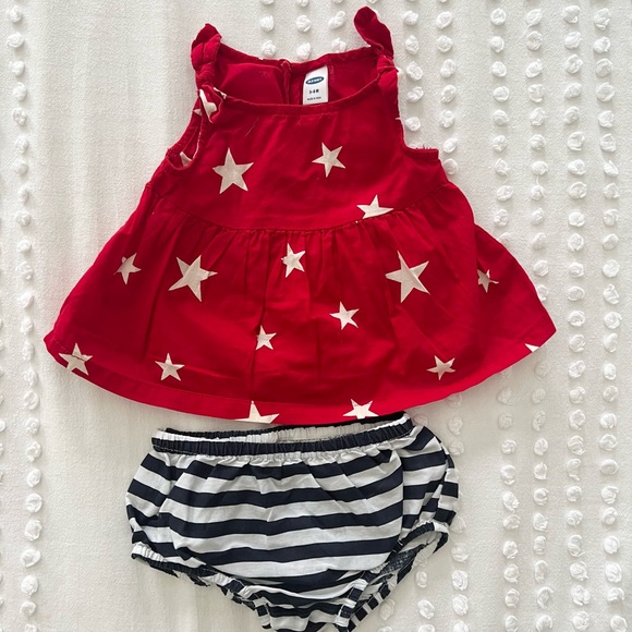GAP Other - Like New - Old Navy Baby Girl 2 piece set